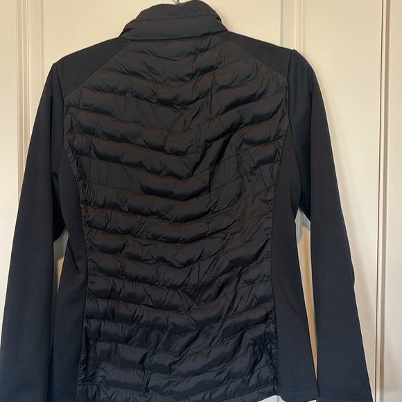 32 Degree Heat Jacket.  excellent pre loved condition.  Size S. - Picture 3 of 4